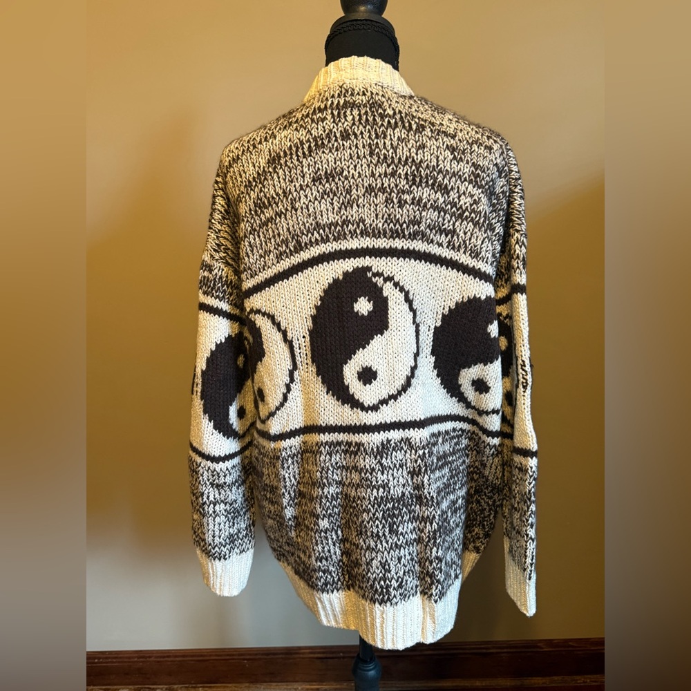 MOTHER The Long Drop Cardigan Yin Yang Print XS Rare Chunky Knit - Picture 5 of 11